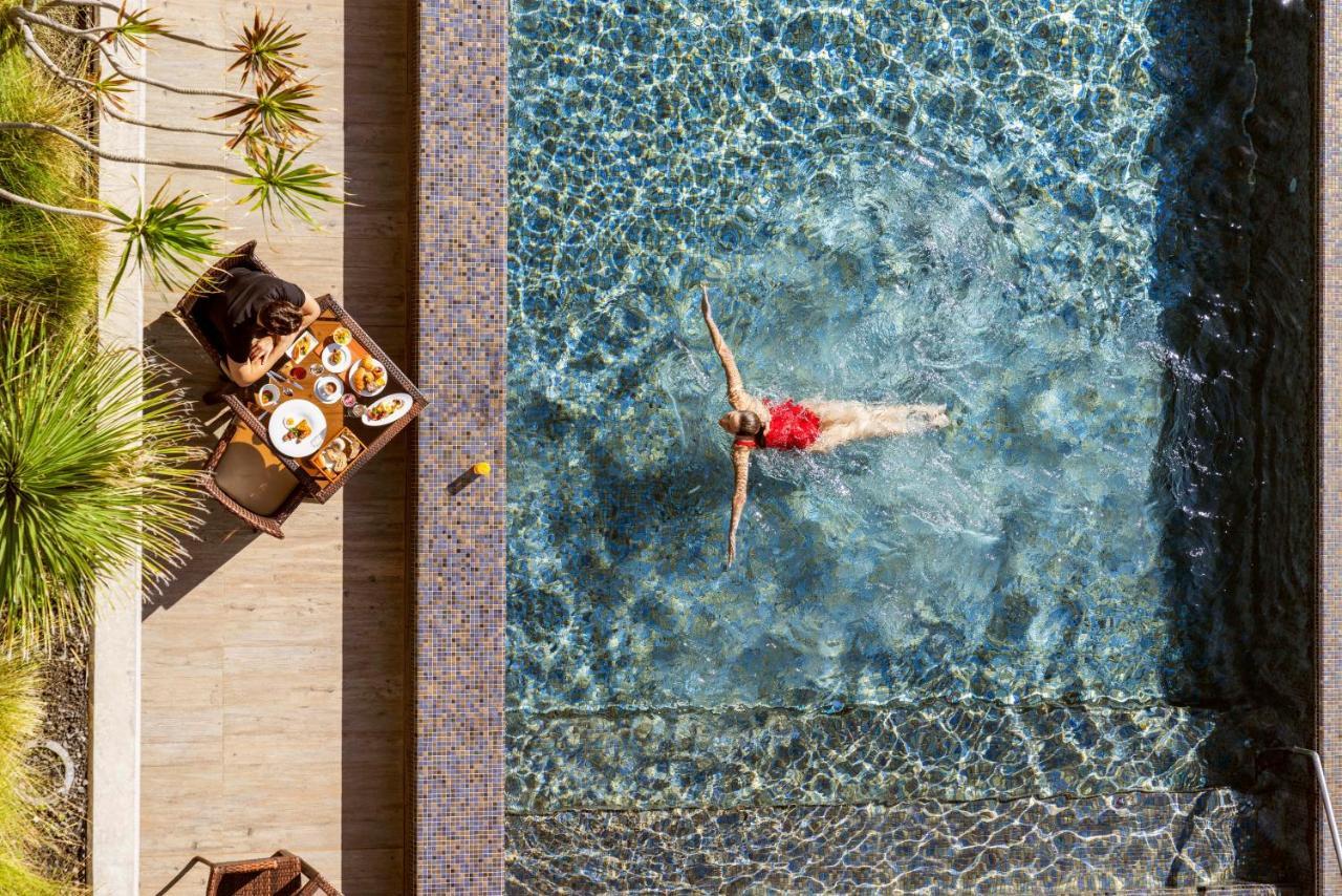 Saccharum - Resort And Spa - Savoy Signature Calheta  Exterior photo The pool at the hotel