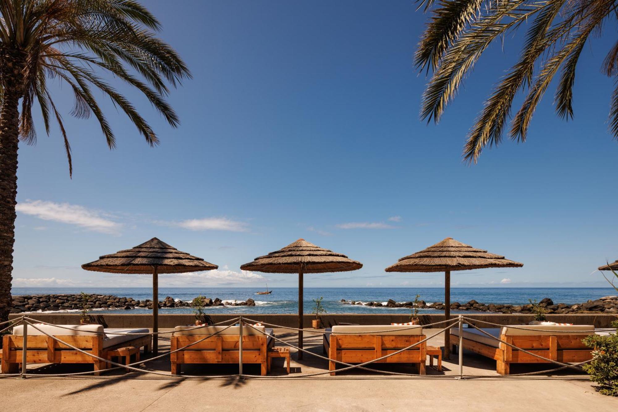 Saccharum - Resort And Spa - Savoy Signature Calheta  Exterior photo Beach at the Sheraton Club Resort