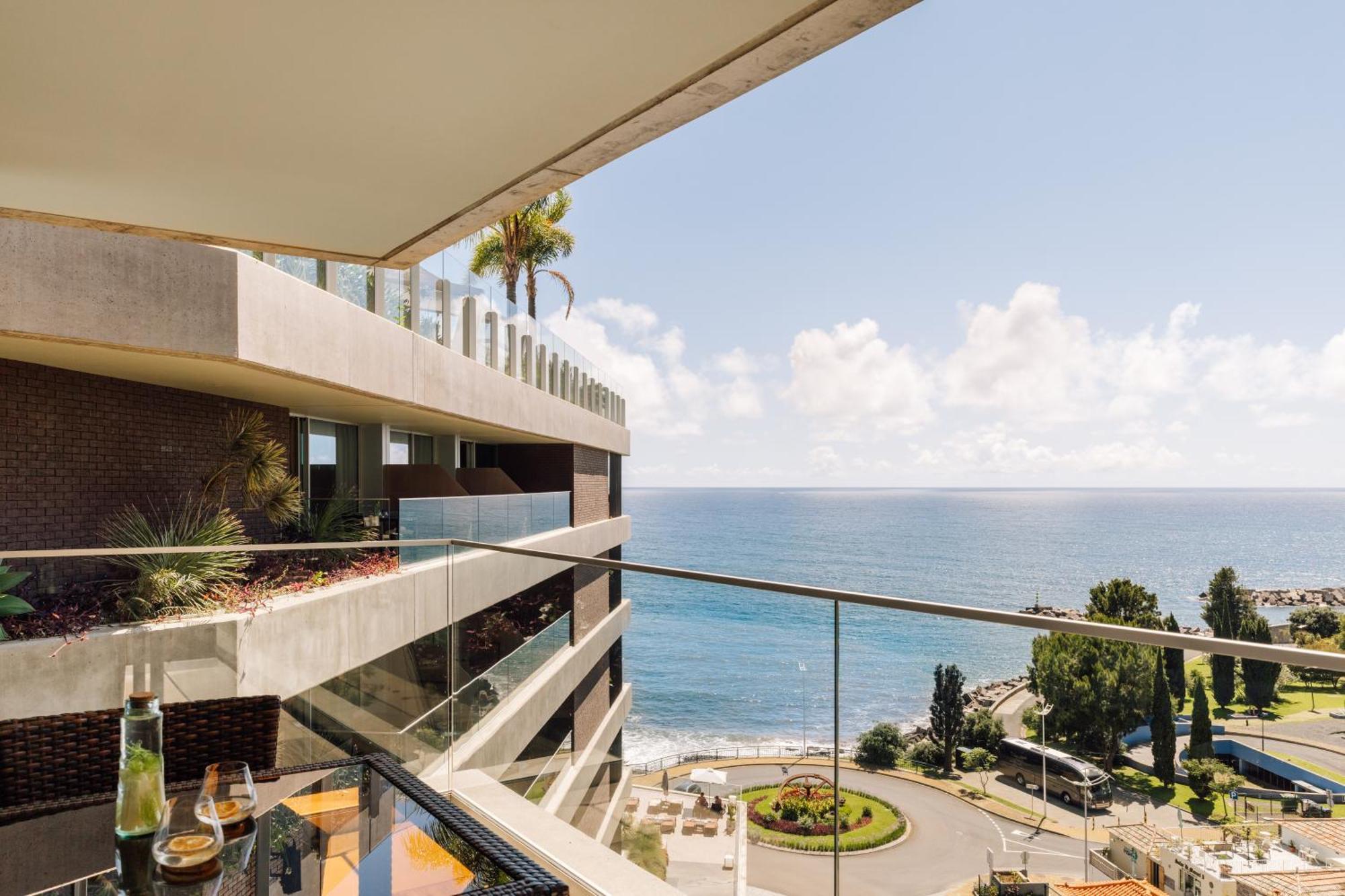 Saccharum - Resort And Spa - Savoy Signature Calheta  Exterior photo View from the hotel